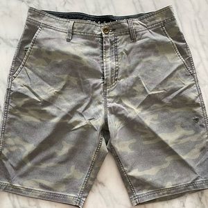 Vissla Distressed Camo Short size 32